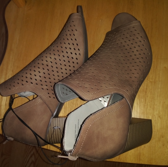 ANA Tasha womans Brown Sandles - Picture 5 of 5